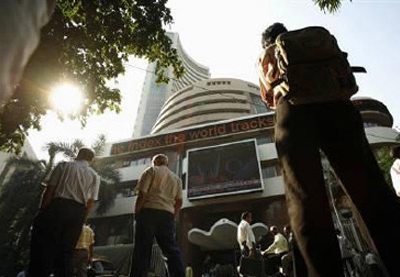 BSE Sensex falls from record high on profit-booking, down 25 pts